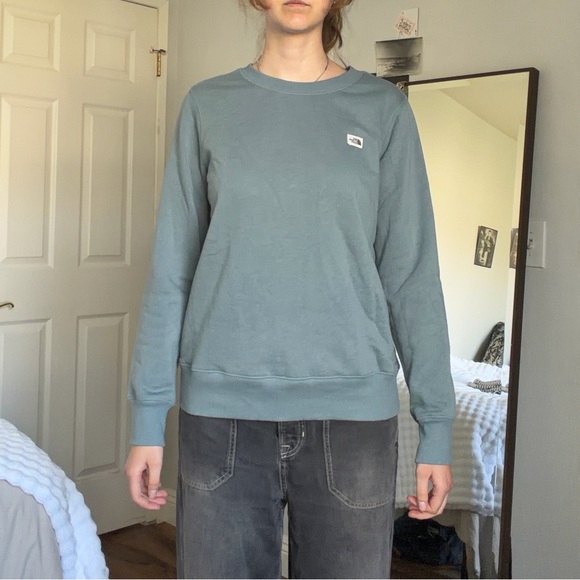 North Face Green Blue Crewneck Sweatshirt - Picture 3 of 5
